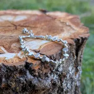 Bracelet pétales d'argent artisanal
