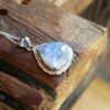 Bijoux en pierre de lune - Propriétés et vertus de la pierre de lune