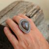 Grosse bague labradorite ethnique