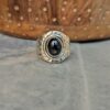 Bague en saphir étoilé noir