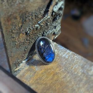 Grosse bague labradorite argent
