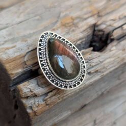 Grosse bague labradorite ethnique