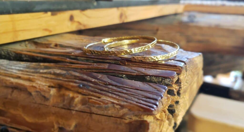 Bijoux fins dorés - l'univers Créoles Bijoux fins dorés - l'univers Créoles