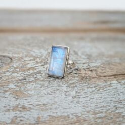 Bague de créateur en pierre de lune