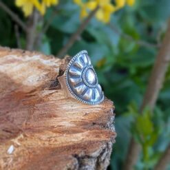Grosse bague artisanale en argent massif