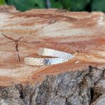 Longues boucles d'oreilles en argent martelé